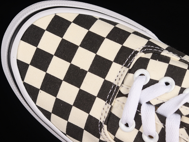 Authentic Platform Checkerboard White/Black/White 19