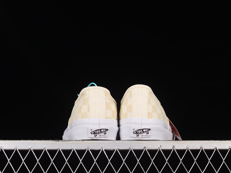 Vault Og Authentic Checkerboard Light Yelllow/White 21