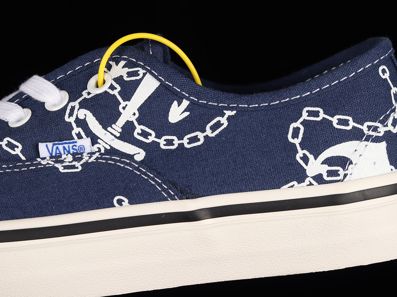 Authentic 44 Deck Dx Shoes Dark Blue/White 15