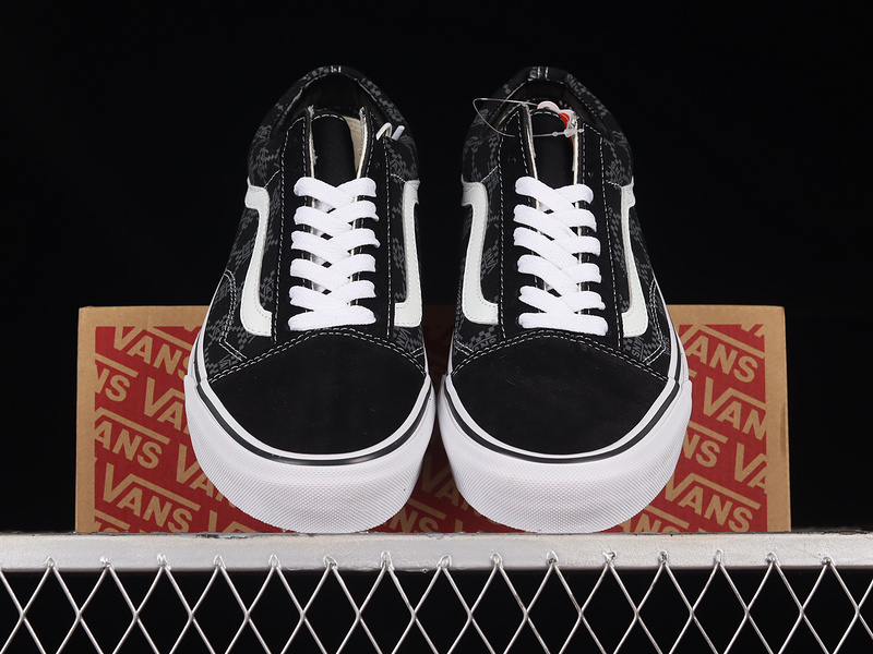 Monogram Old Skool Skate Shoes Black/Black/White 21