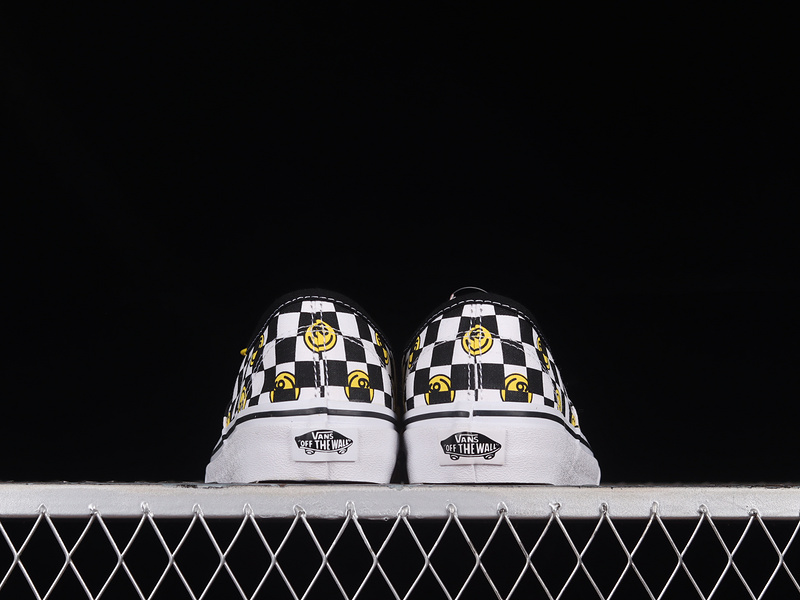 Old Skool Smiley Face Checkerboard Black/Black/White 21