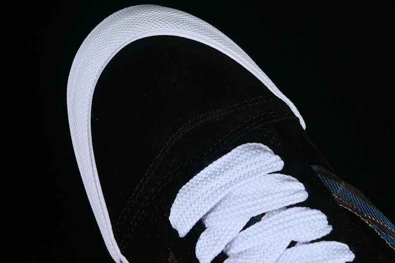 Vans Classics Knu Skool White/Black/Blue 23