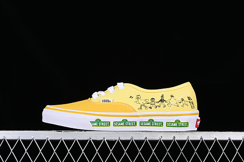 Sesame Street Vans Authentic Whhite/Yellow/Gold/Green 19