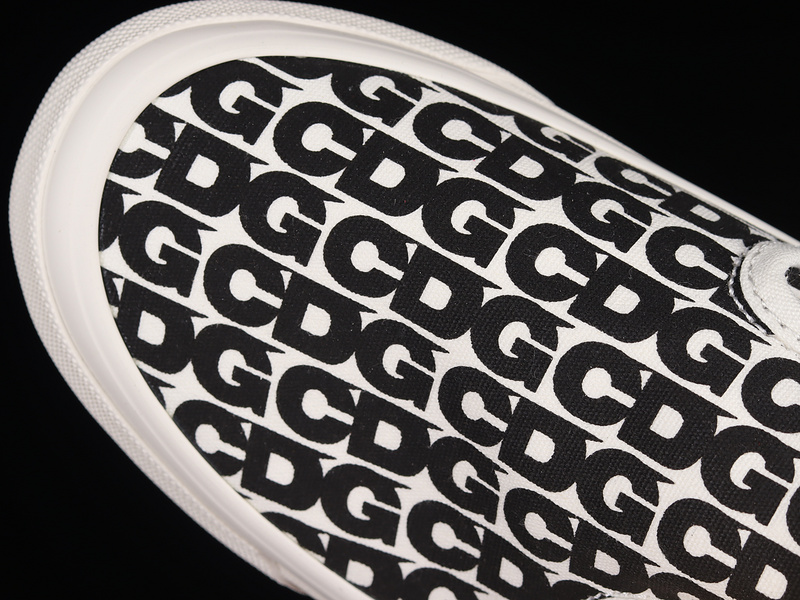 Comme Des Garcons X Slip-On Cdg Black/White/White 9