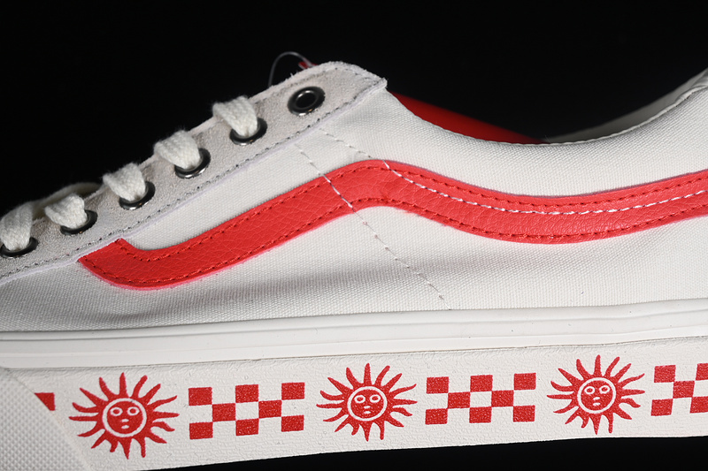 Vans Sk8-Low Reissue S Whte/Grey/Red 7