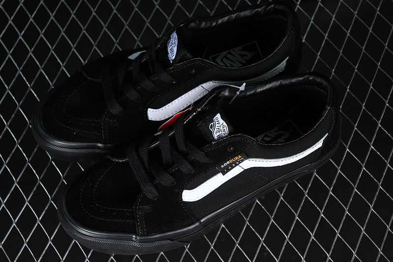 Sk8 Low Contrast Black/White 7