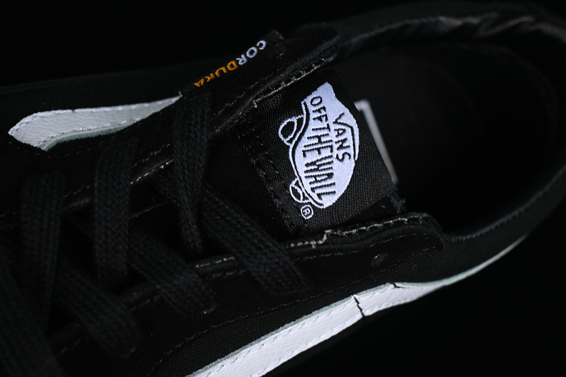 Sk8 Low Contrast Black/White 27