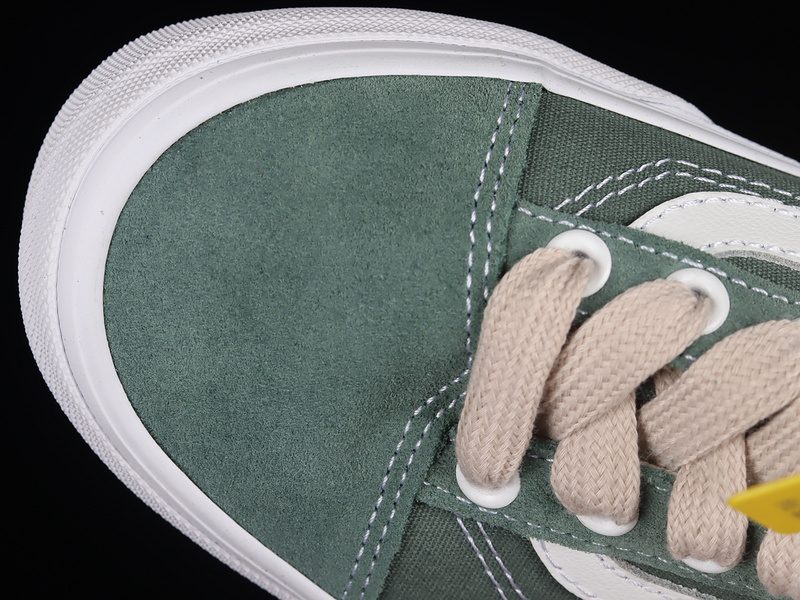 Fuzzy Lace Style 36 Green/White/Beige 13