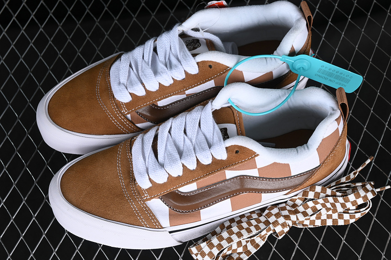 Vans Classics Knu Skool 2023 White/Brown 19