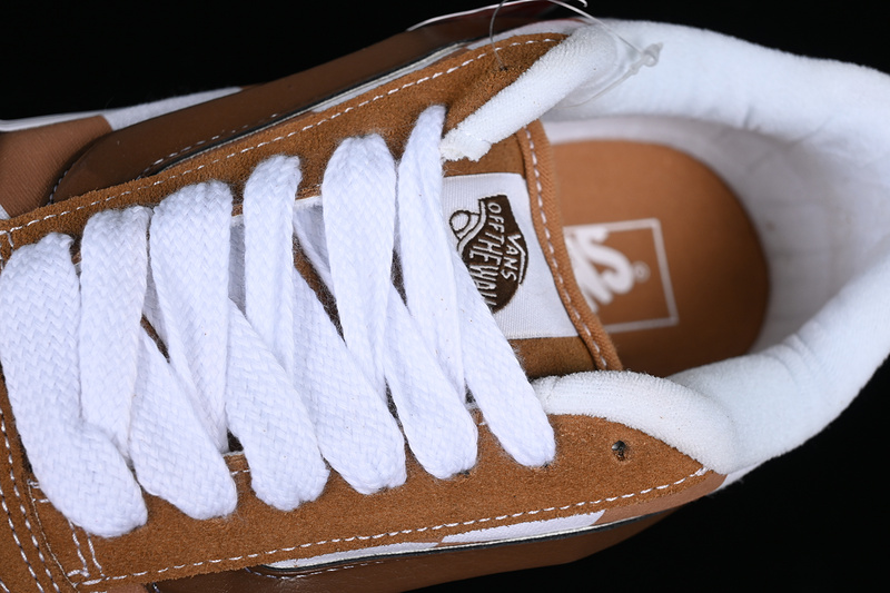 Vans Classics Knu Skool 2023 White/Brown 21