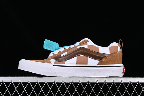 Vans Classics Knu Skool 2023 White/Brown 25