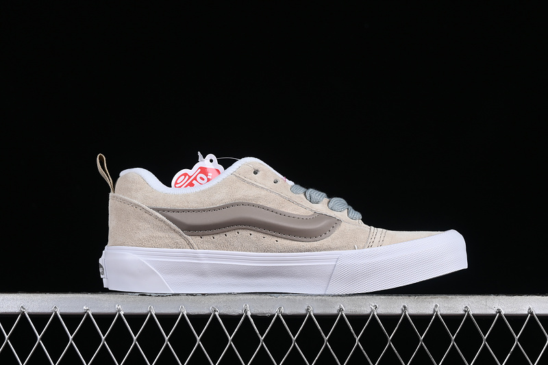 Vans Classics Knu Skool White/Milk Coffee Color 15