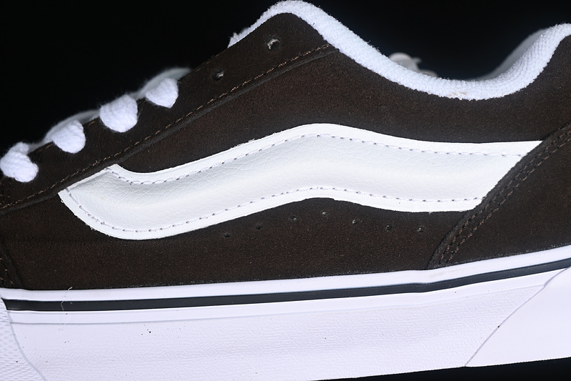 Vans Classics Knu Skool Brown 17