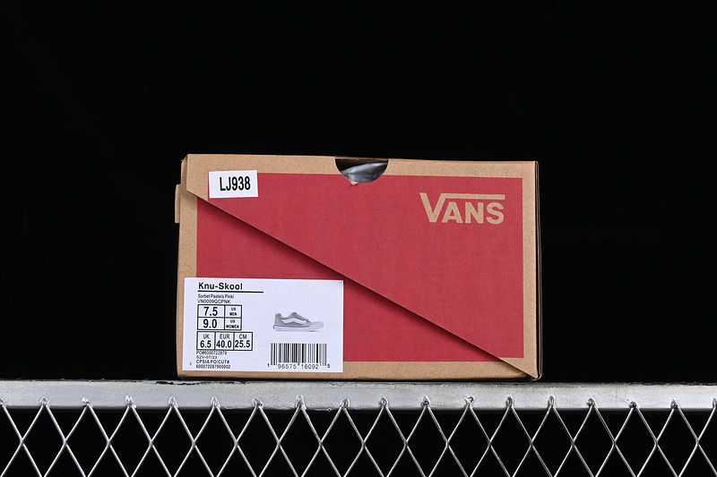 Vans Classics Knu Skool 2023 White/Grey 3