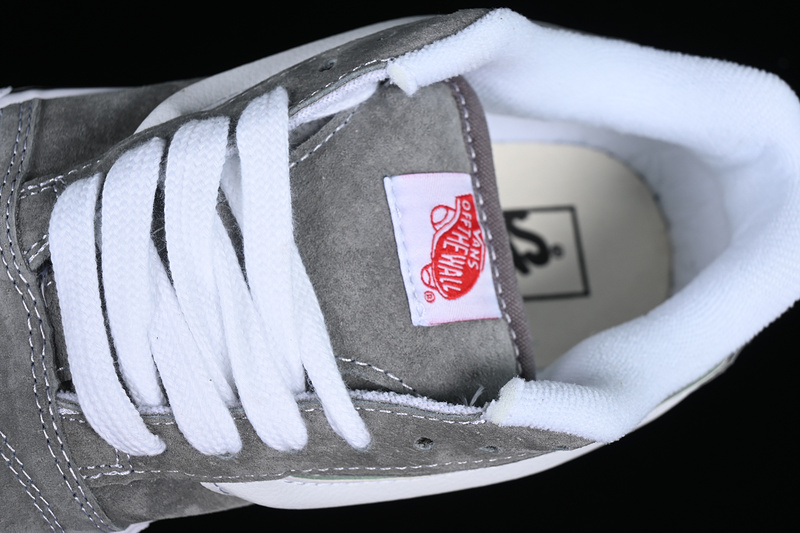 Vans Classics Knu Skool 2023 White/Grey 7