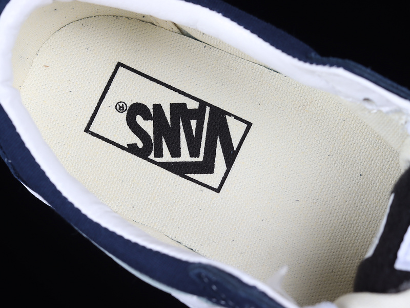 Sk8-Low Reissue S Dress Blue/White 13