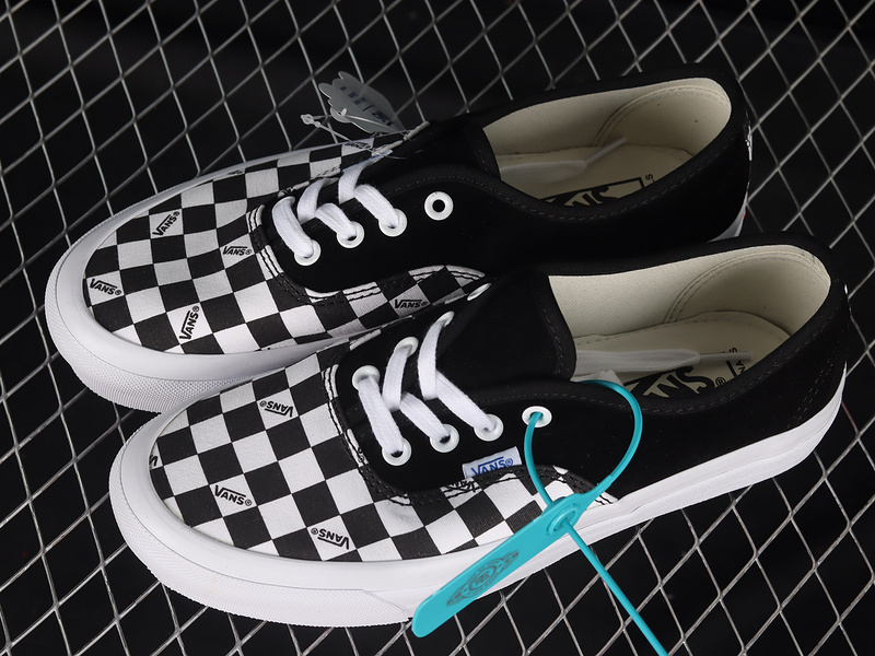 Og Authentic Lx Black Checkerboard Toe Black/White 15