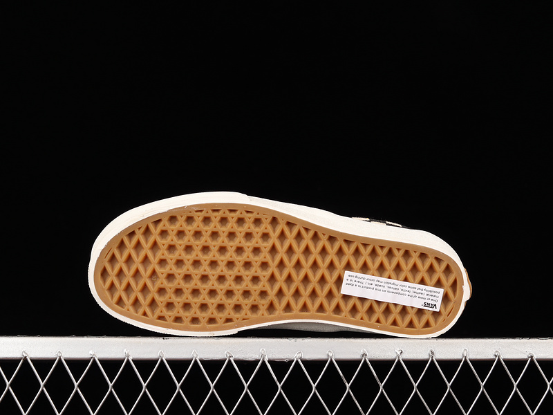 Classic Slip-On Eco Theory Checkerboard Beige/Black/White 23