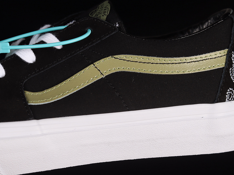 Sk8-Low Reissue S Black/White/Gold 15