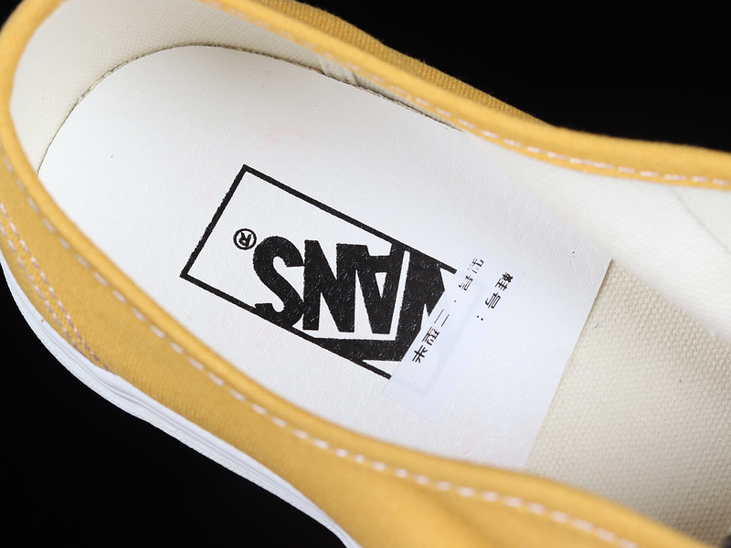 Authentic X Tony Alva Yellow/Red/White 25