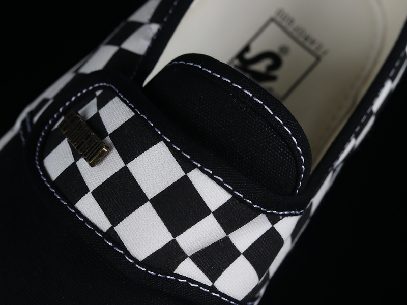 Slip On 47V Dx Black/White/Black 15