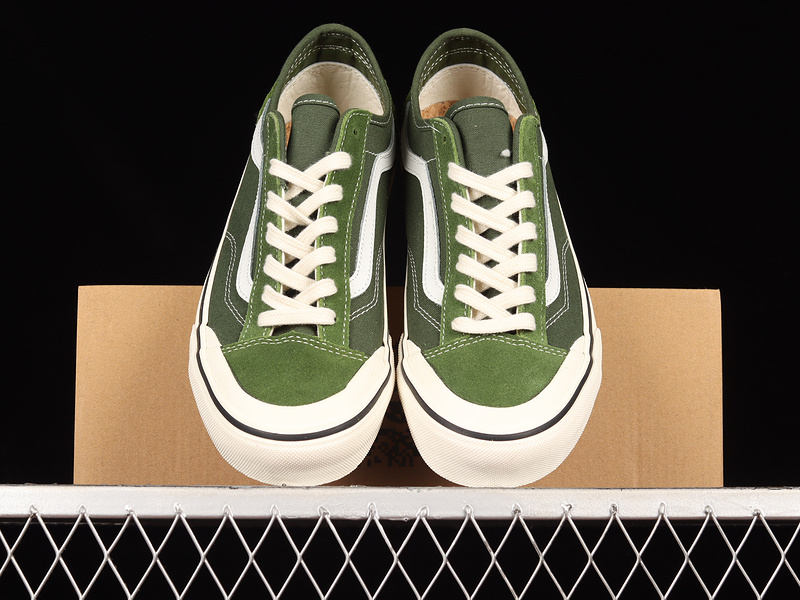 Style 136 Vr3 Green/Off White/Black 21