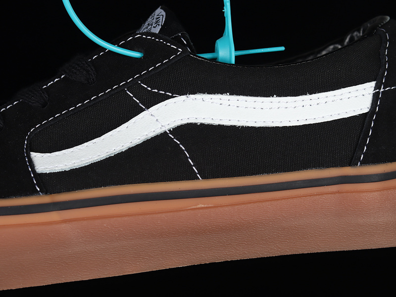 Ua Sk8-Low Sneakers Black/White/Gum 13