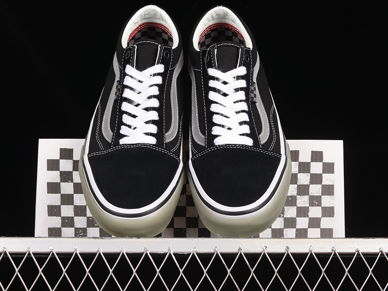 Old Skool Shoes Black/Grey/White 21