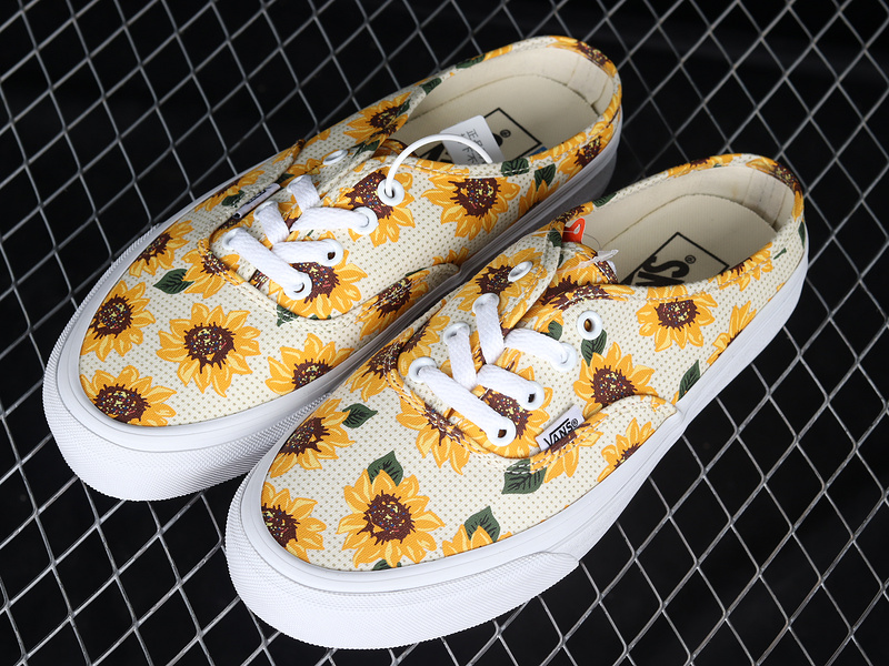 Authentic Sneaker Yellow/Yellow/White 25