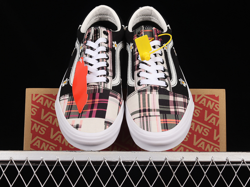 Old Skool Plaid Patchwork Black/White/Red 13