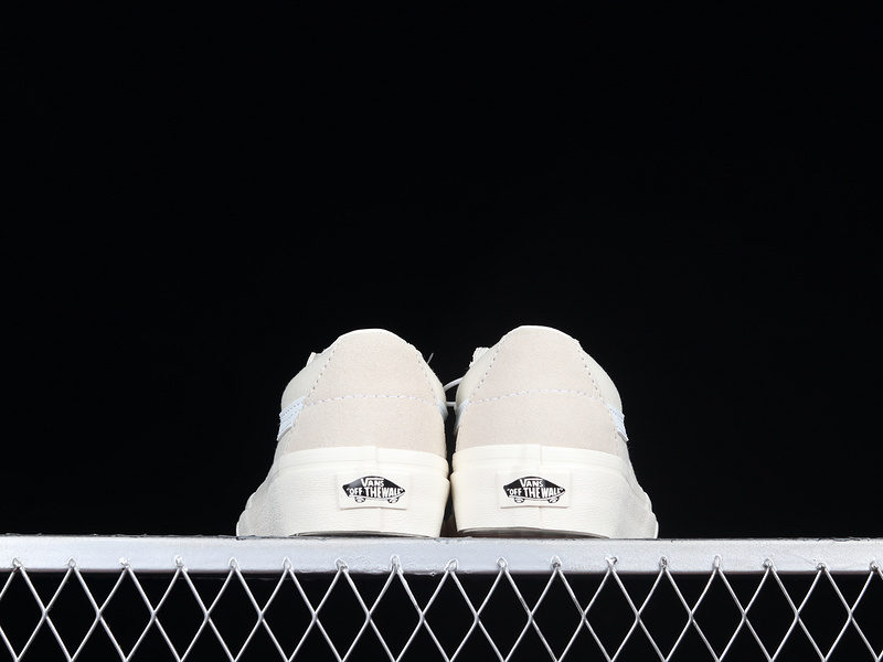 Sk8-Low Reissue White/White/White 17