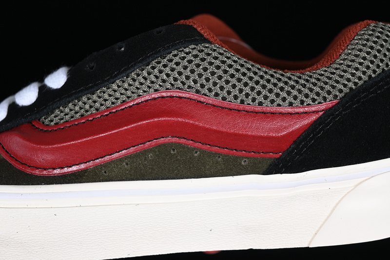 Vans Classics Knu Skool 2023 White/Black/Red 5