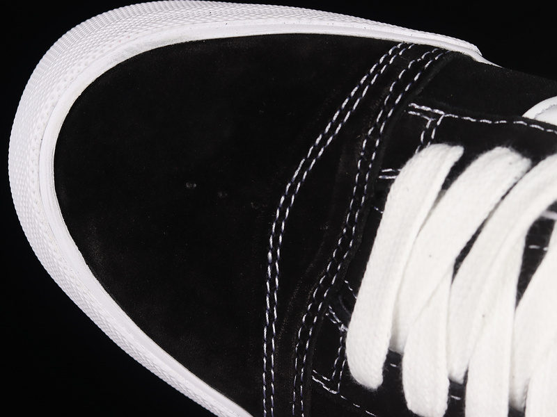 Knu Skool Shoes Black/True White/Black 19