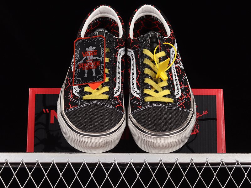 Stranger Things X Style 36 Black/Red/Yellow 3