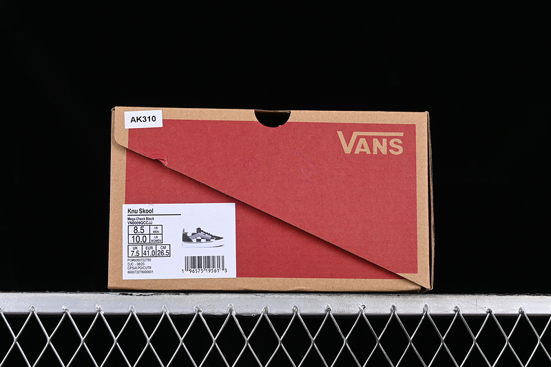 Vans Classics Knu Skool 2023 White/Grey/Black 11