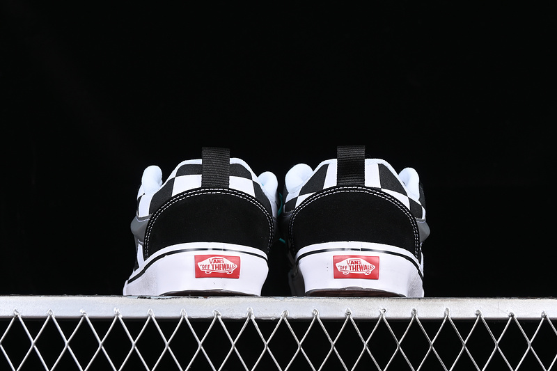 Vans Classics Knu Skool 2023 White/Grey/Black 23