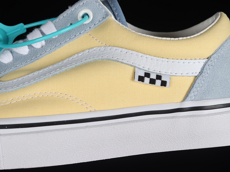 Old Skool Skate White/Blue/Black/Yeiiow 5