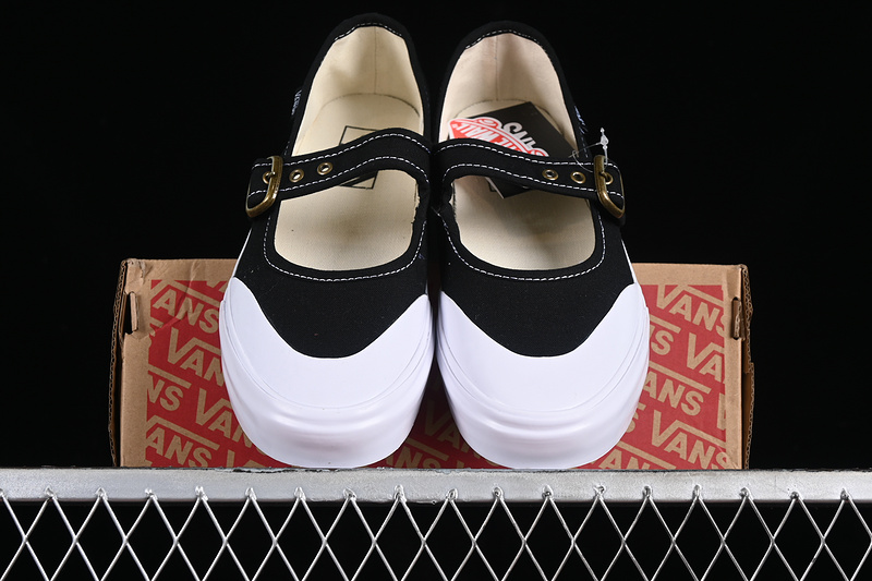 Vans Mary Jane White/Black 21