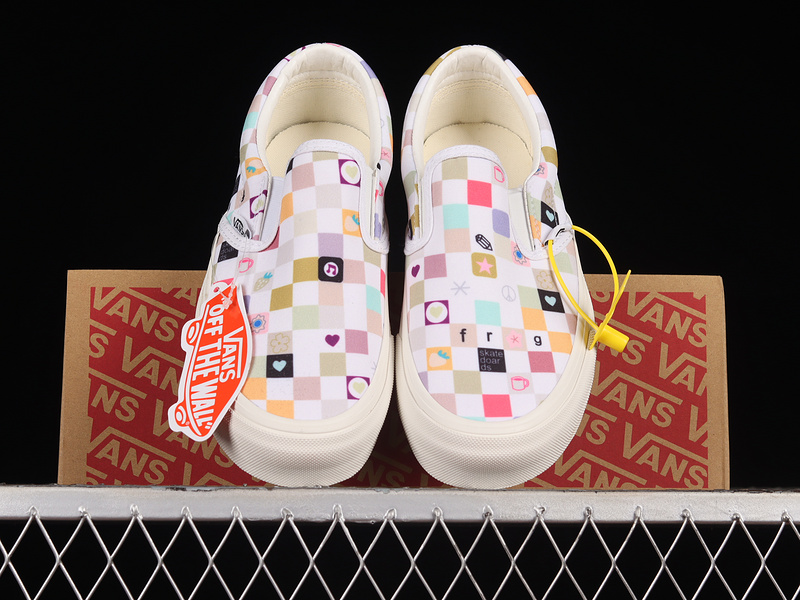 Frog Skate X Slip-On Ltd White/Beige/Multi-Color 13