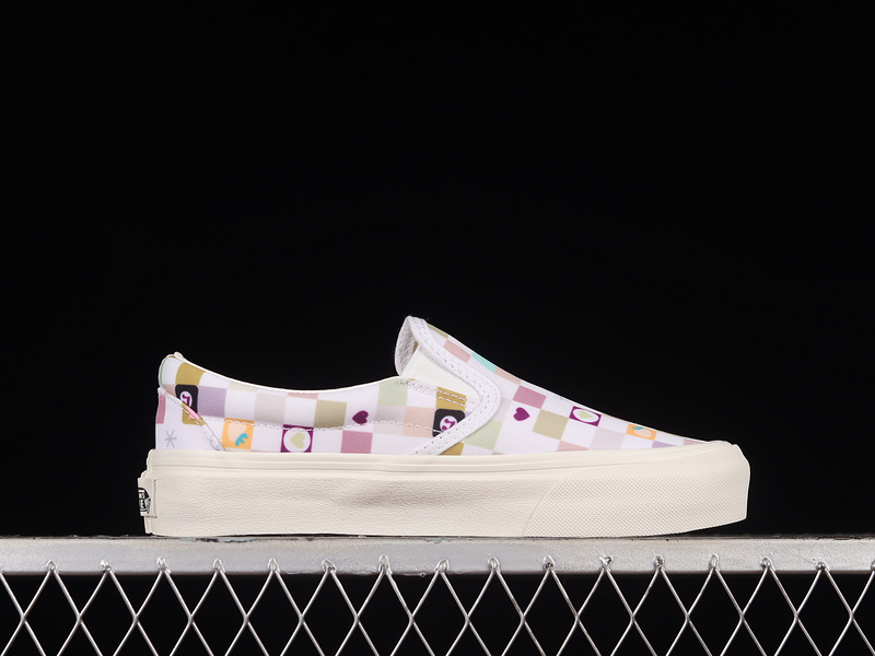 Frog Skate X Slip-On Ltd White/Beige/Multi-Color 19