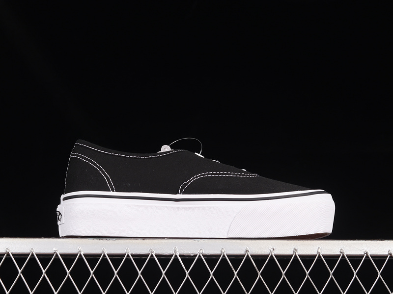 Authentic Platform 2.0 Shoes Black/Black/White 23