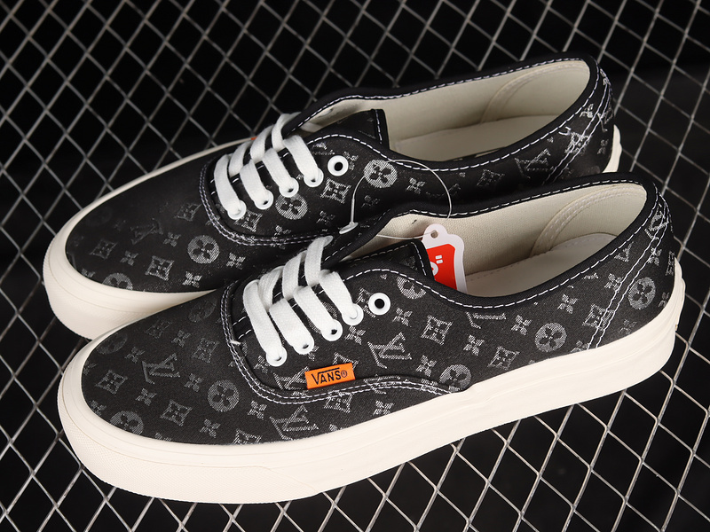 Sns Lv Checkerboard/Black/White 27