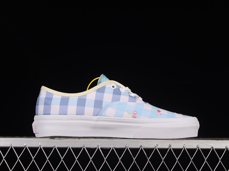 Authentic White/Pink/Blue 3