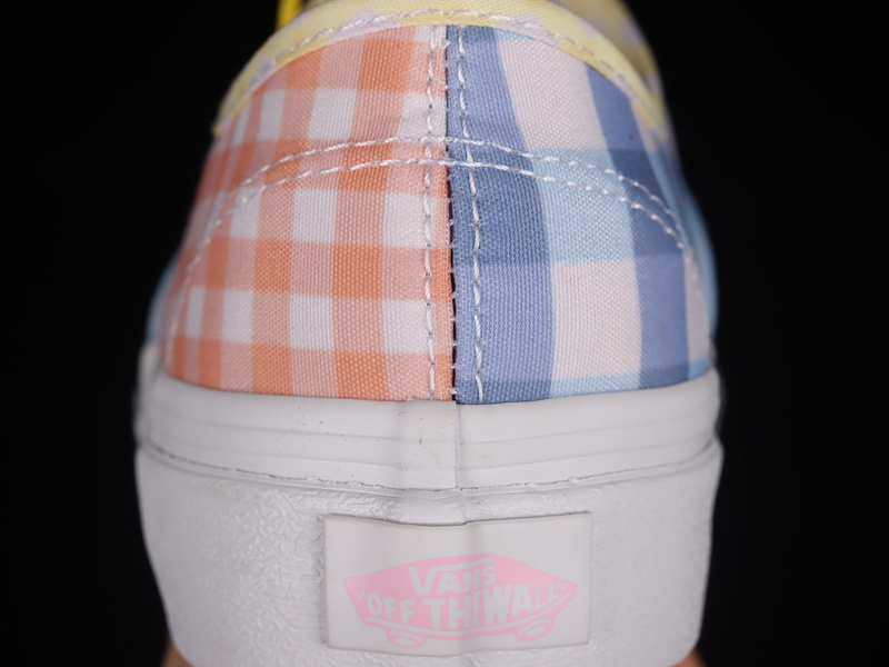 Authentic White/Pink/Blue 7