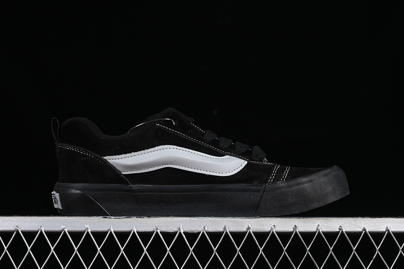 Vans Classics Knu Skool Black/Grey 5