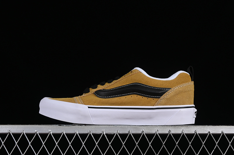 Vans Classics Knu Skool White/Black/Brown 21