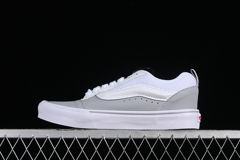 Vans Classics Knu Skool Retro Skate White/Red 9