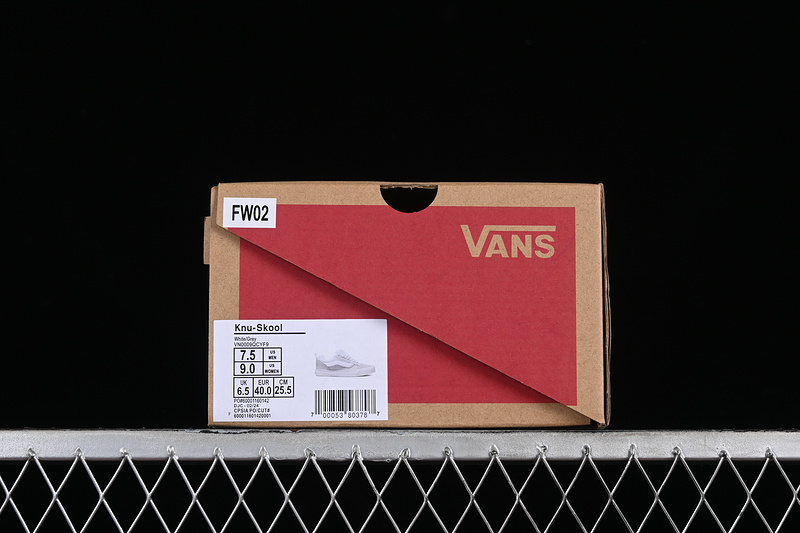 Vans Classics Knu Skool Retro Skate White/Red 27