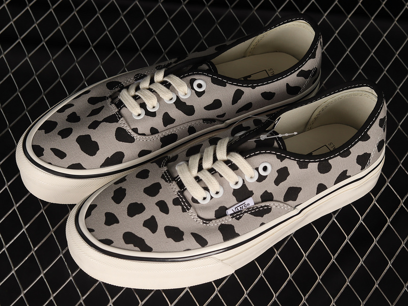 Authentic X Wacko Maria Grey/Black/Leopard Print 27