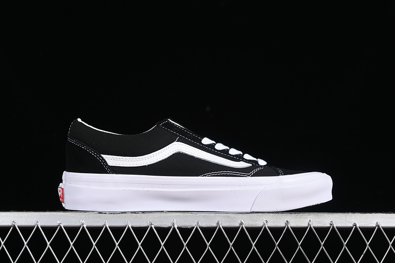 Vans Style 36 Lx Black/True White 15